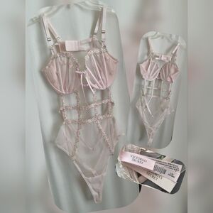 Victoria's Secret Winx Teddy with Strappy And Floral Details Size Lg Nwts